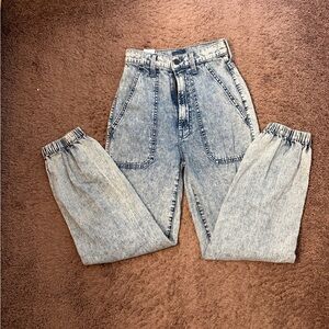 MOTHER Men's Light Blue Relaxed Jeans